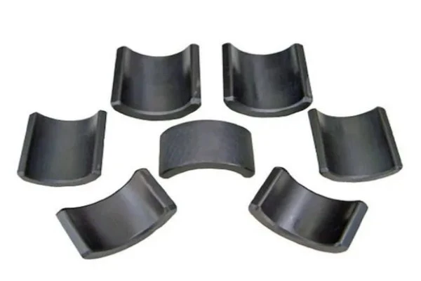 Ferrite magnet for servo mechanism Ferrite magnet for servo mechanism